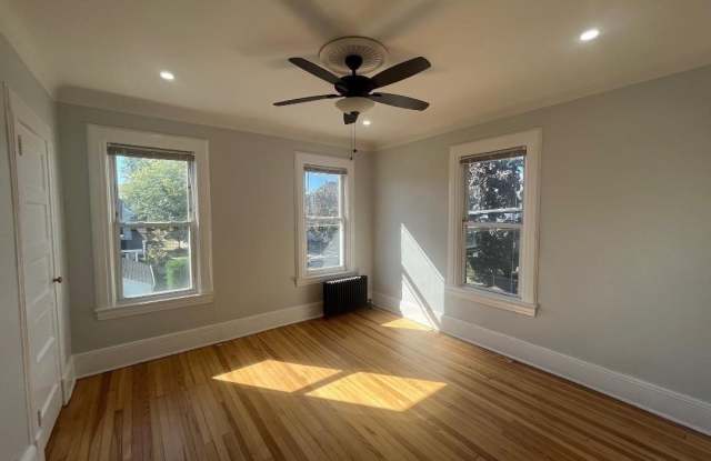 38 Plainfield Avenue Gallery 4