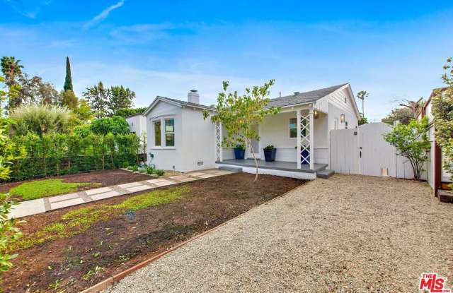 533 HUNTLEY Drive Gallery 2
