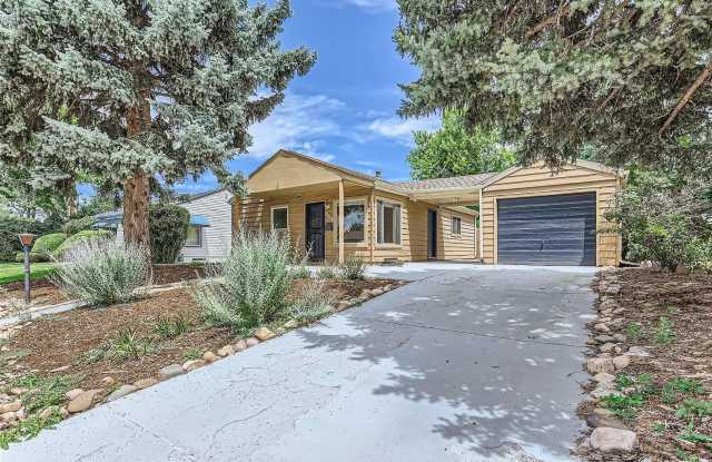 Beautiful 2 Bedroom 1 Bath With Bonus Room - University Hills photos photos