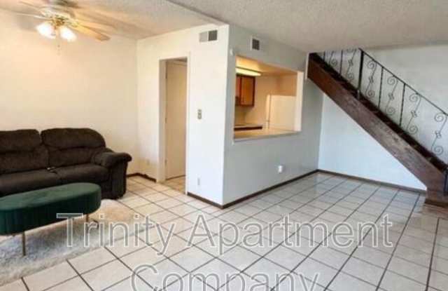 12000 Stilwell Pl Ne Gallery 1
