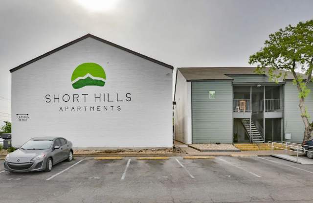 Short Hills North Gallery 3