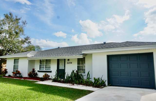 Waterfront 3BR Home on Canal | Spacious Yard | Lawn Care Included | Pet Friendly photos photos
