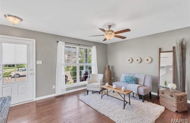 201 Countryshire Drive Gallery 3