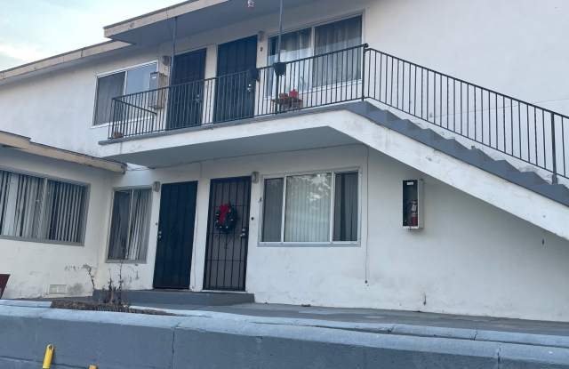 3241 Franklin Ave photos photos