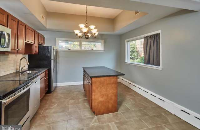 1400 DELAWARE AVE #A3 photos photos