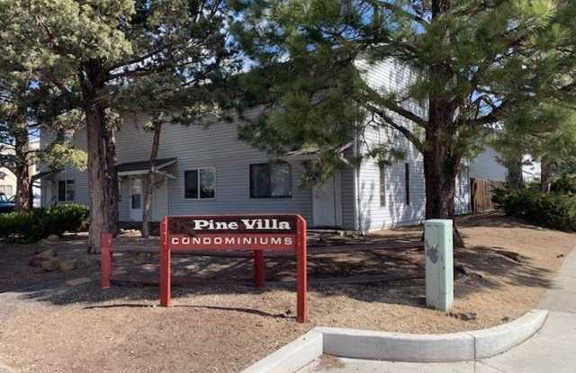 2 Bed/1 Bath SE Bend Condo with Single Car Garage photos photos