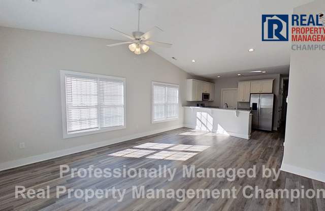 Charming 3 BR/2 BA with Open Floorplan Gallery 3