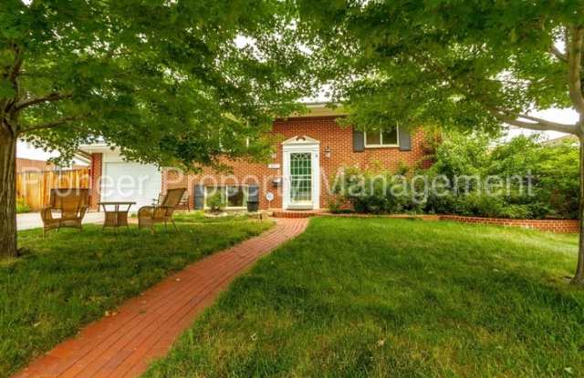 8271 West Louisiana Place Gallery 2
