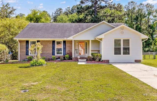 3 bedroom 2 bathroom in a mature neighbourhood photos photos