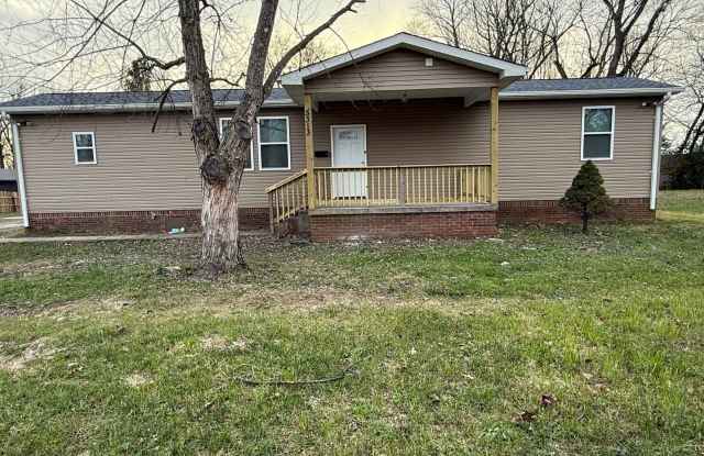 Beautifully updated  in great location - 3513 Utica-Sellersburg Road, Jeffersonville, IN 47130