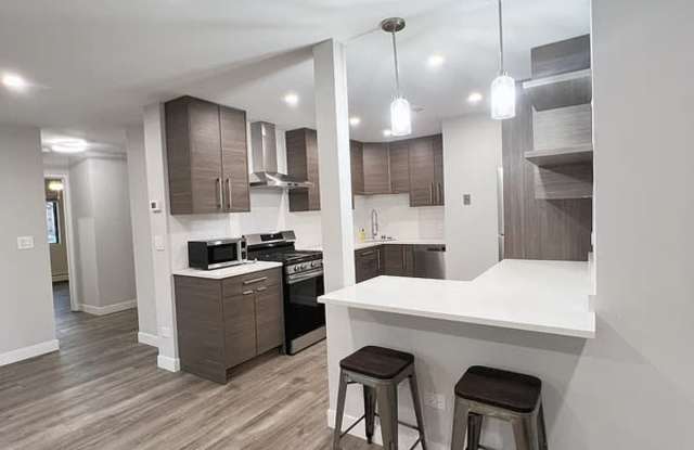 6 Parkside Ct Gallery 2
