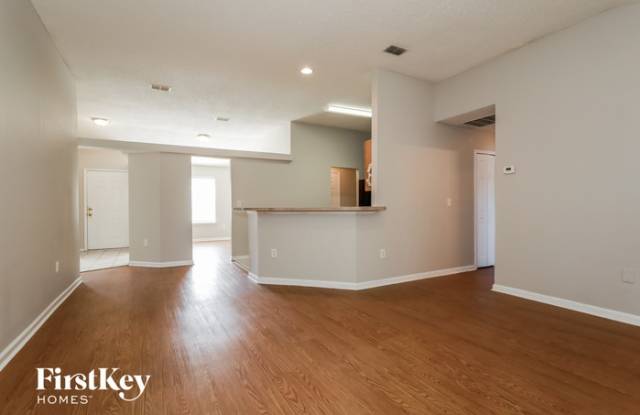 8493 Blazing Star Court Gallery 4