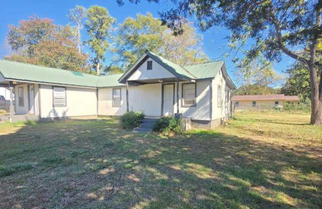 515 Tuskegee St photos photos