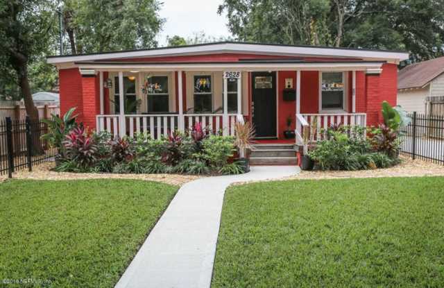 2628 Myra Street photos photos