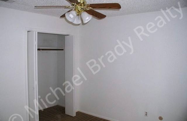 Affordable Two Bedroom! - 230 Vista Way, Benbrook, TX 76126