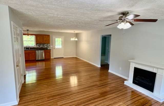 160 Burning Oaks Dr, Sevierville, TN 37876 Gallery 3