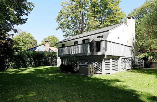 245 Great Hill Road Gallery 3