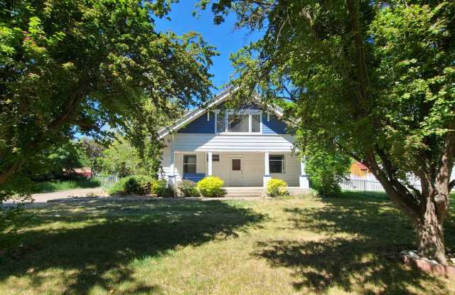 $2,200 - 4 Bed / 3 Bath Beautiful Home in Spokane Valley photos photos