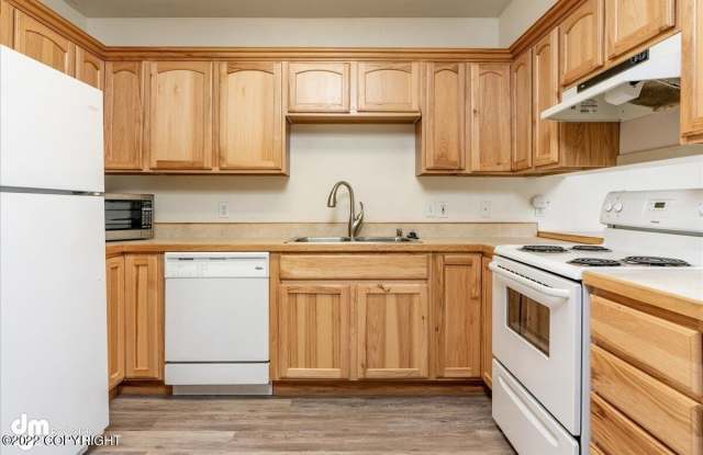 634 E 73rd Avenue photos photos