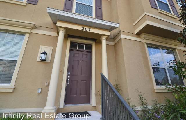 207 Silverglen Lane Gallery 2