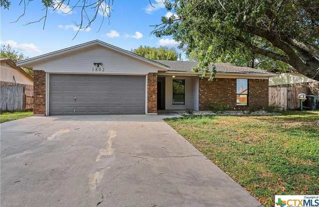 1802 Leisha Dr - 1802 Leisha Drive, Killeen, TX 76549