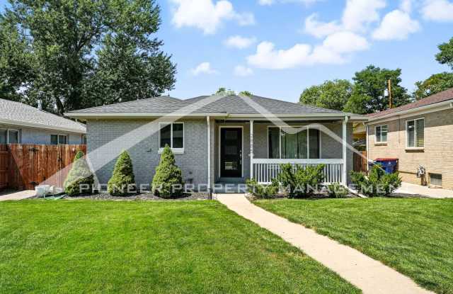Spacious Home with Central AC and Fenced Yard photos photos