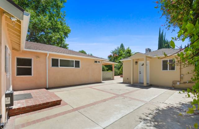 Renovated ADU in Prime Sherman Oaks - 15428 Camarillo Street, Los Angeles, CA 91403