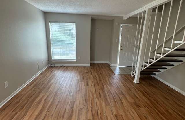 1BD/1BA Townhouse located on the Germantown/Memphis Line! Gallery 4