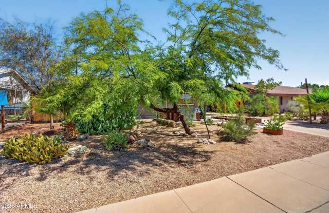 346 E Papago Drive Gallery 3