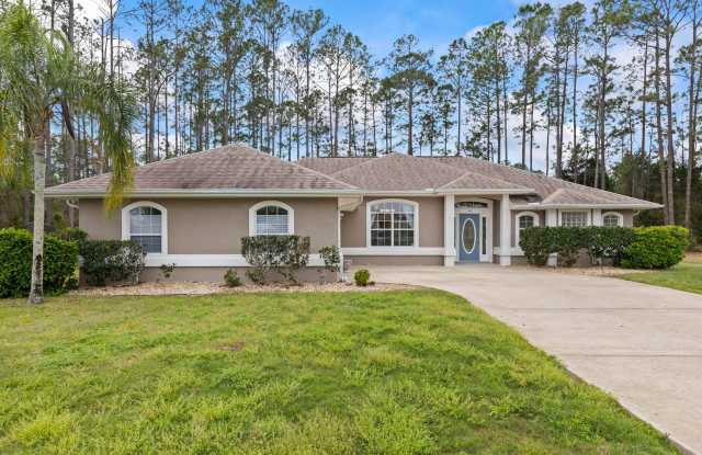Pool home available now! Gallery 1
