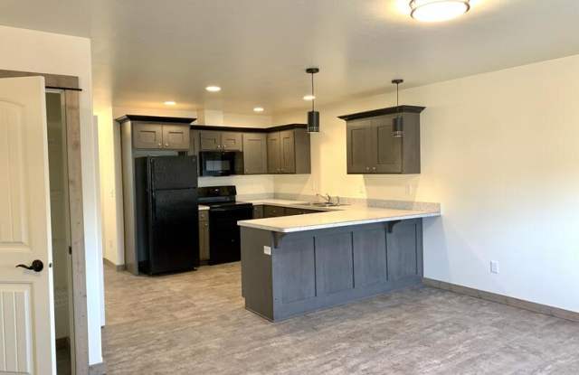 1044 Enterprise Drive - 4 Gallery 4