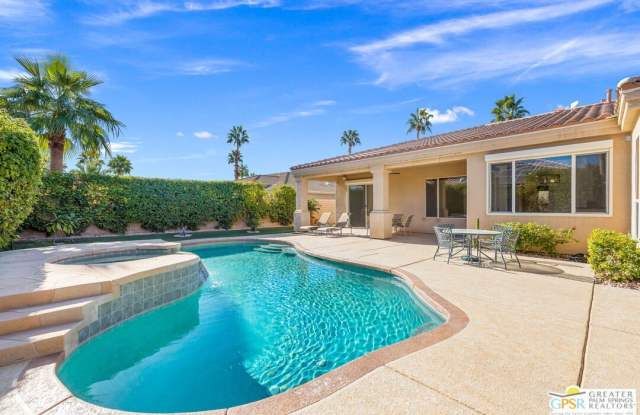 4 Hillcrest Dr photos photos