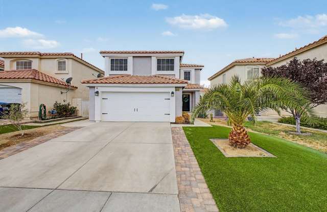 Beautifully Upgraded Silverado Ranch Home with Pool & Spa! photos photos Beautifully Upgraded Silverado Ranch Home with Pool & Spa! photos photos