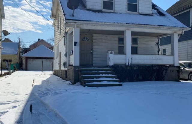 9002 Connecticut Ave - 9002 Connecticut Avenue, Cleveland, OH 44105