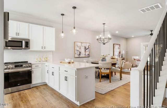 5709 Parker Pines Court Gallery 4