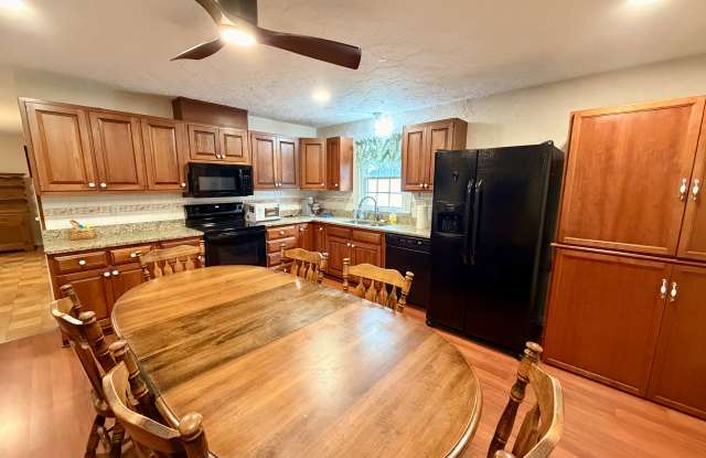 43 Airport Dr Gallery 3