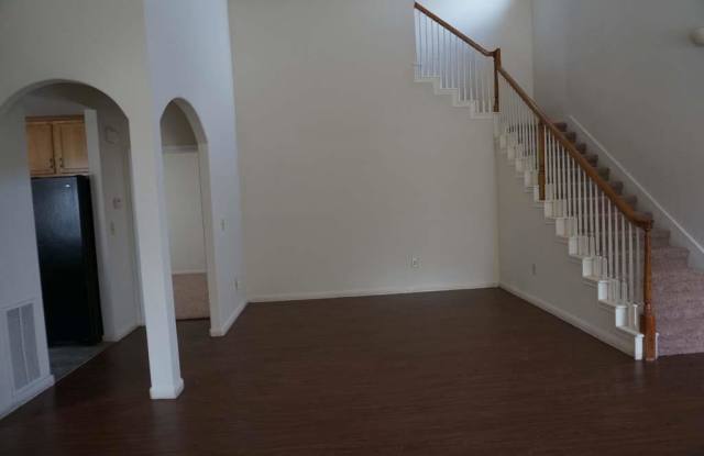3746 E Ashford Villa Lane Gallery 3