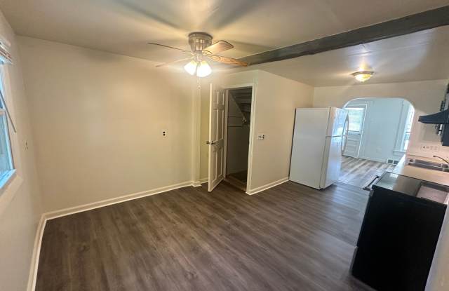 Charming 2-Bedroom Home with 1.5 Baths – Comfortable & Convenient Living Gallery 4