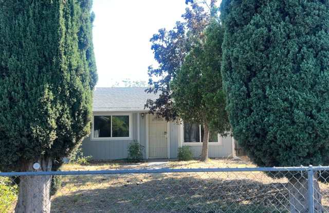 Very Nice 3 Bedroom and 1.5 Bathroom House for $2,200.00 Gallery 1