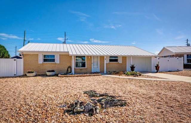 3 EDMOND COURT photos photos