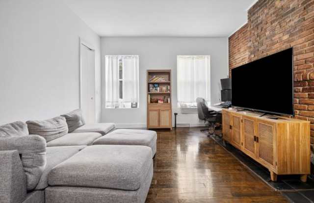 431 West 22nd Street - 431 West 22nd Street, New York City, NY 10011