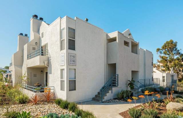4 WEEKS FREE RENT IN NORTH PARK!! Gallery 1