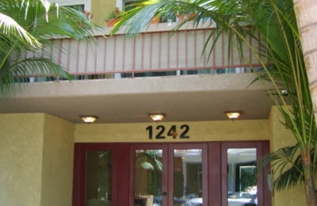 1242 South Barrington Avenue - 1242 South Barrington Avenue, Los Angeles, CA 90025