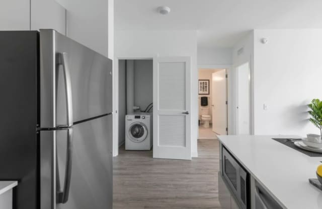 888 W Van Buren St photos photos