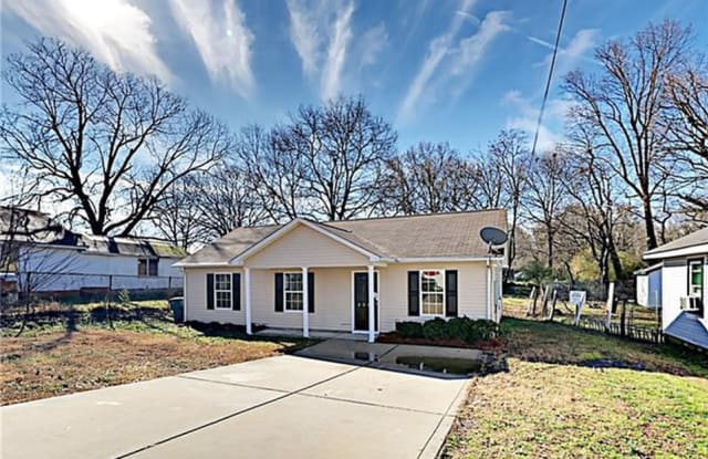 2313 Milton Ave - 2313 Milton Avenue, Gastonia, NC 28052