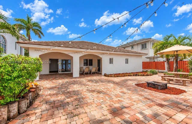 13821 SW 136th Pl Gallery 4
