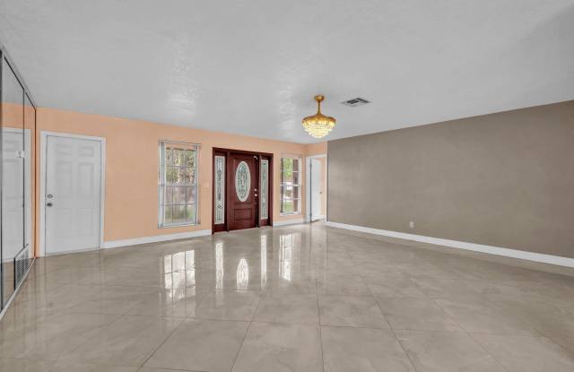7399 NW 20TH Court Gallery 4