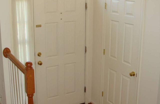 19903 LOCBURY DRIVE Gallery 4