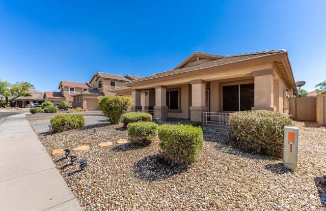 2313 W Straight Arrow Lane photos photos