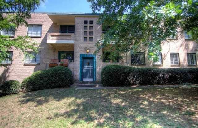1392 Normandy Drive Ne - Unit 4 Gallery 2